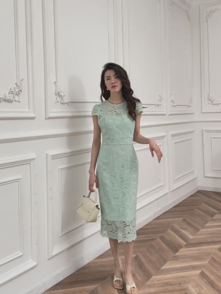 穿上这件蕾丝连衣裙，我好像懂了什么叫“轻奢名媛风” | DESIGNER UNCLE 2025春装测评