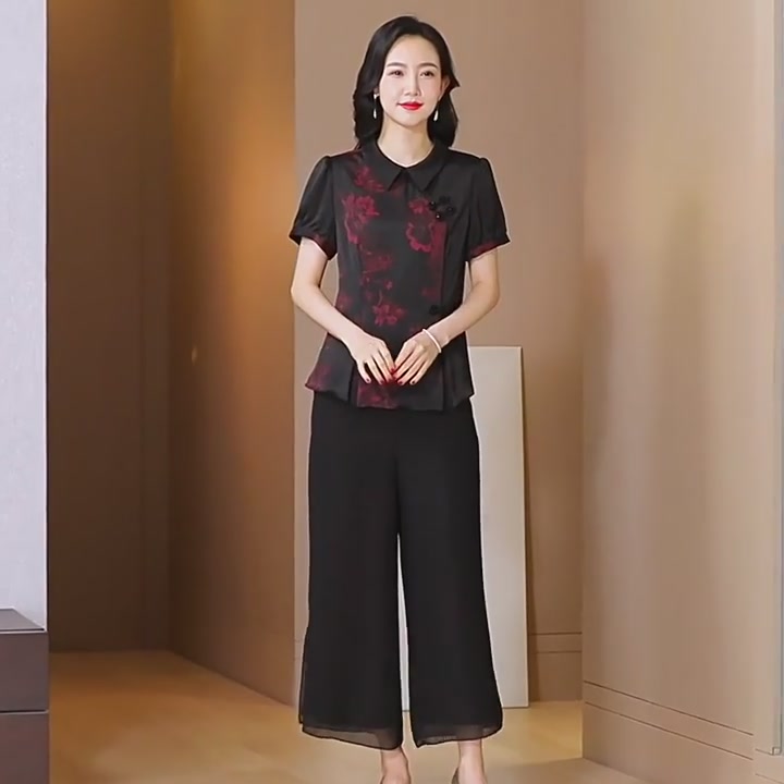 妈妈穿这件旗袍去喝茶,被夸了一整天!国风改良旗袍太显气质了