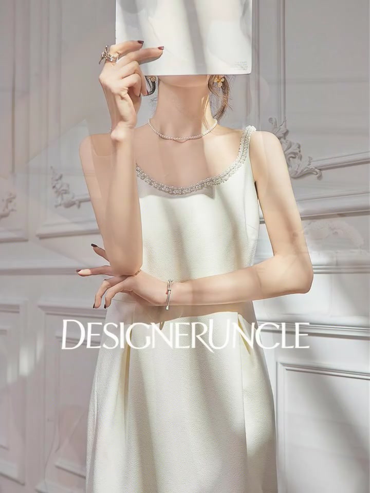 设计师大叔的魔法：一条让你在法式慵懒与韩系精致间反复横跳的花苞裙