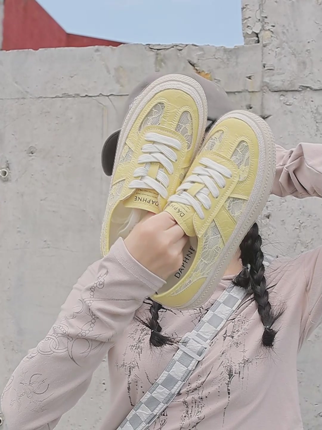 达芙妮德训鞋测评｜增高5cm的夏日透气神鞋，真的不闷脚吗？